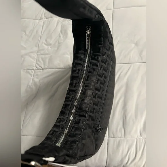 Lululemon City Essentials Shoulder Bag 4L *L Monogram Jacquard - Picture 7 of 7